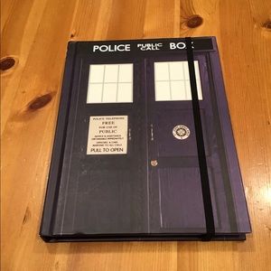 DOCTOR WHO BBC TARDIS JOURNAL POLICE PUBLIC CALL BOX NEW